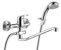 Смеситель для ванны и душа Rossinka Silvermix Y35-35 однорычажный с лейкой и шлангом, настенное крепление, хром